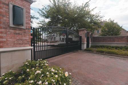 Gate installation in Houston, TX